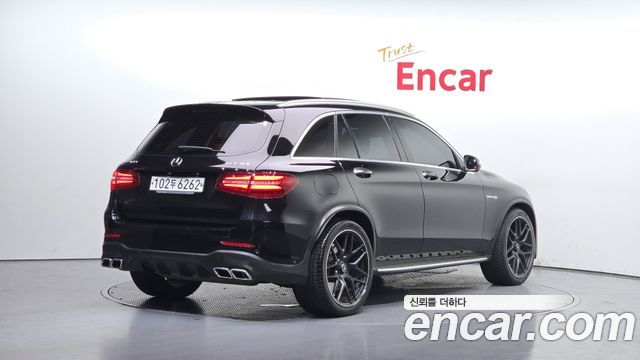 Mercedes-Benz GLC-Class AMG GLC63 4MATIC+ — пробег 92 363 км — фото 2 из 5
