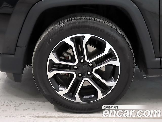 Jeep Compass 2.4 Limitied AWD — пробег 69 823 км — фото 5 из 5