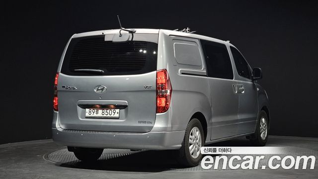 Hyundai Starex 5-Seater VAN Smart — пробег 140 614 км — фото 2 из 5
