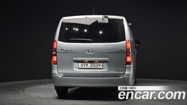 Hyundai Starex 5-Seater VAN Smart — пробег 140 614 км — фото 4 из 5