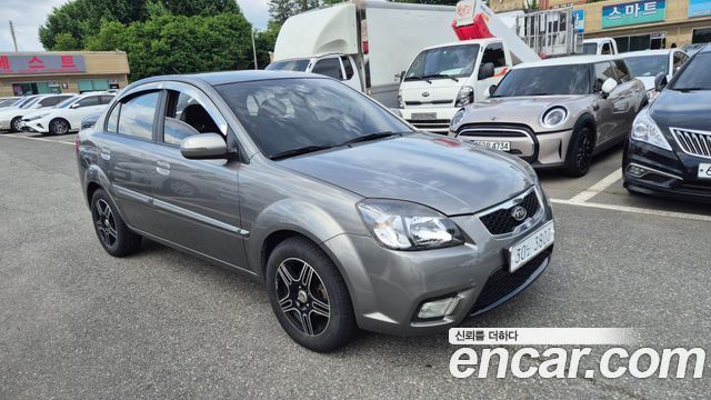 Kia pride 4DR 1.6 CVVT Gold Premium — пробег 142 000 км — фото 3 из 5