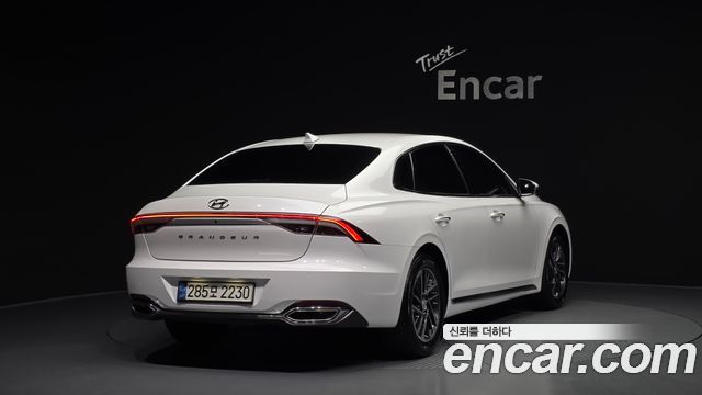 Hyundai Grandeur из Кореи Encar