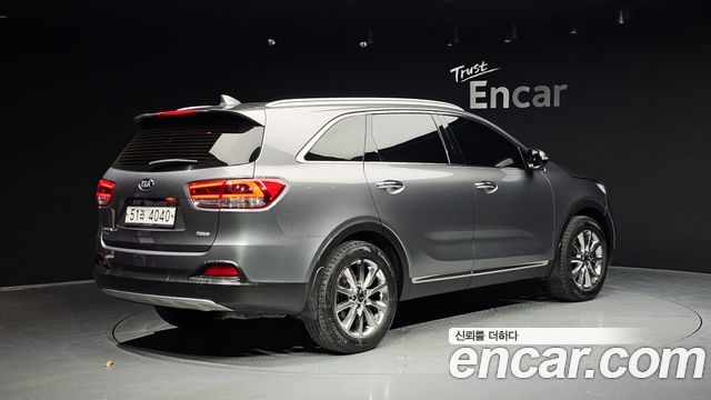 Kia Sorento Diesel 2.0 2WD Noblesse Special — пробег 176 748 км — фото 2 из 5