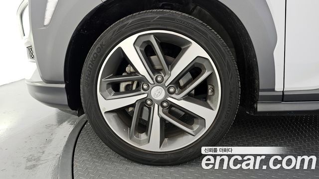 Hyundai Kona из Кореи Encar