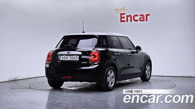 Mini Cooper из Кореи Encar
