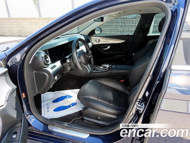 Mercedes-Benz E-Class из Кореи Encar