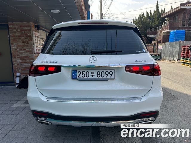 Mercedes-Benz GLS-Class GLS580 4MATIC — пробег 8 000 км — фото 4 из 5