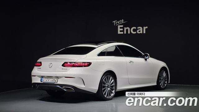 Mercedes-Benz E-Class из Кореи Encar