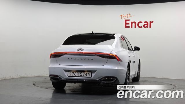 Hyundai Grandeur из Кореи Encar