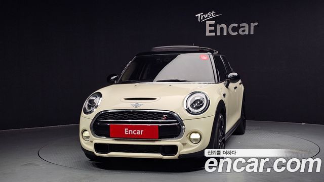 Mini Cooper из Кореи Encar