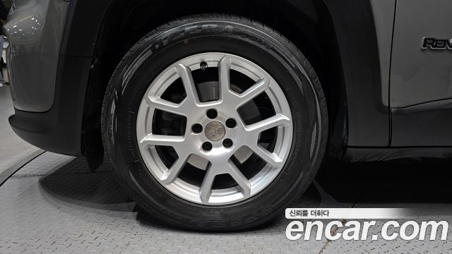 Jeep Renegade из Кореи Encar