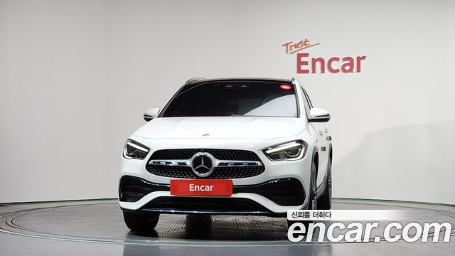 Mercedes-Benz GLA-Class GLA250 4MATIC — пробег 70 775 км — фото 3 из 5