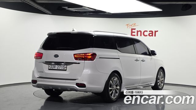 Kia Carnival из Кореи Encar