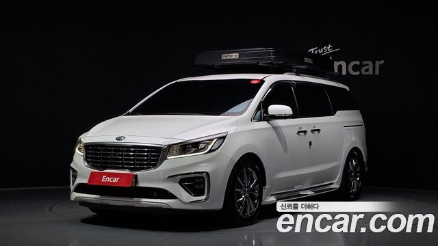 Kia Carnival Gasoline 9-Seater Noblesse Special — пробег 35 584 км — фото 1 из 5