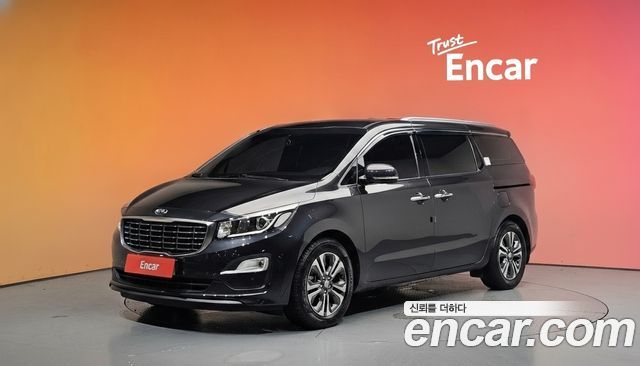 Kia Carnival из Кореи Encar