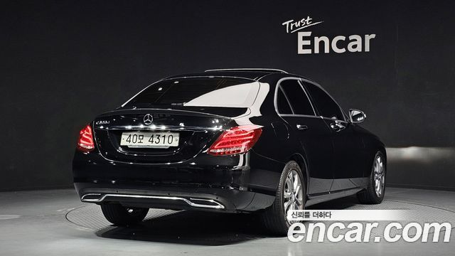Mercedes-Benz C-Class из Кореи Encar