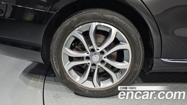 Mercedes-Benz C-Class из Кореи Encar