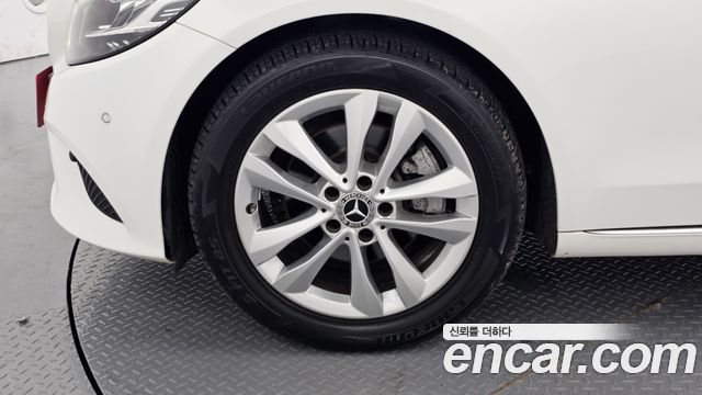Mercedes-Benz C-Class из Кореи Encar