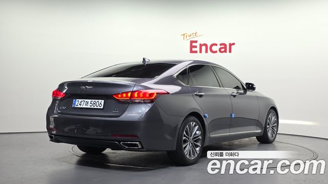 Hyundai Genesis из Кореи Encar