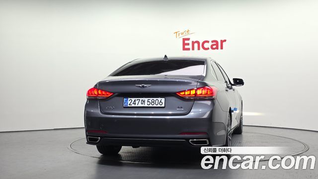 Hyundai Genesis из Кореи Encar