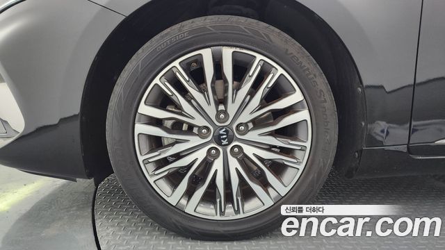 Kia K7 из Кореи Encar