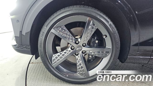 Genesis GV70 из Кореи Encar