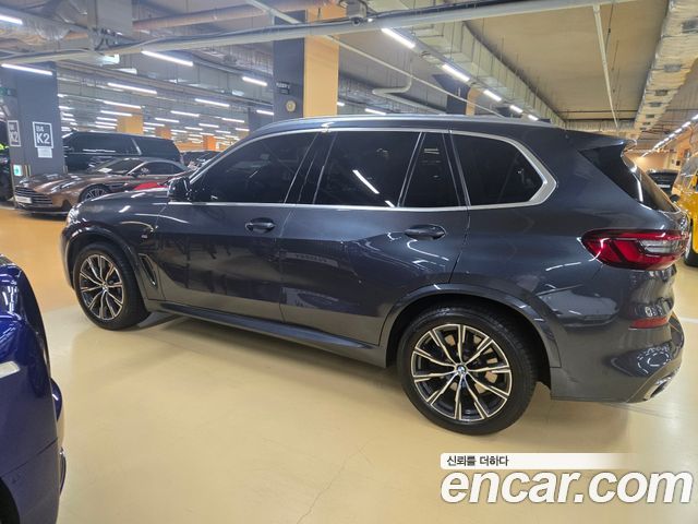 BMW X5 xDrive 30d M Sport — пробег 26 786 км — фото 2 из 5