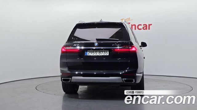 BMW X7 xDrive 40i Design Pure Excellence 7-Seater — пробег 147 023 км — фото 4 из 5
