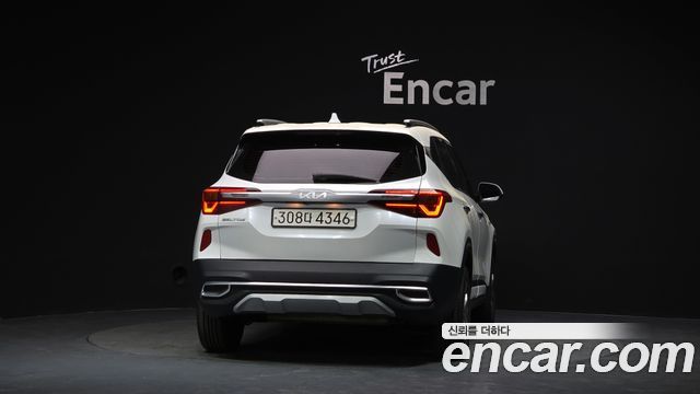 Kia Seltos из Кореи Encar