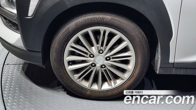 Hyundai Kona из Кореи Encar