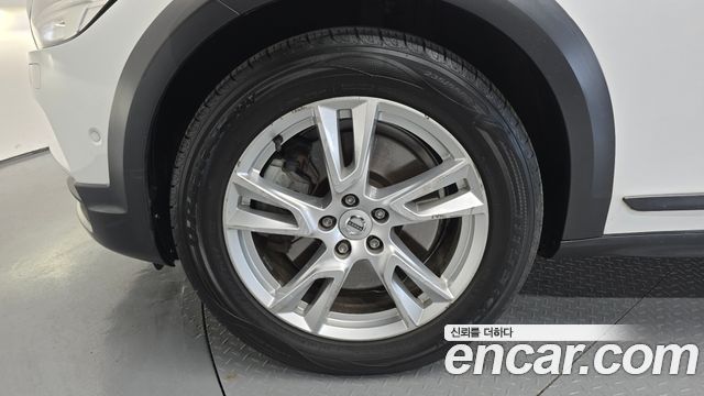 Volvo V90 из Кореи Encar