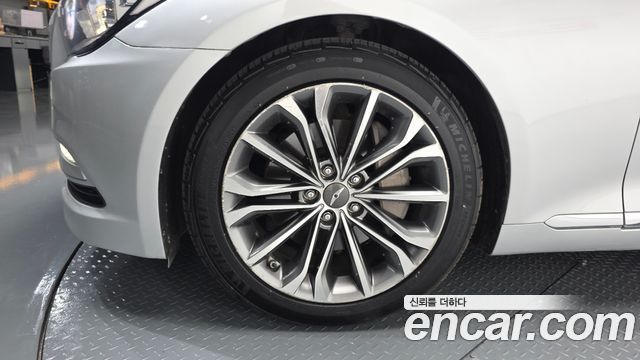 Hyundai Genesis из Кореи Encar