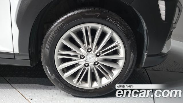 Hyundai Kona из Кореи Encar