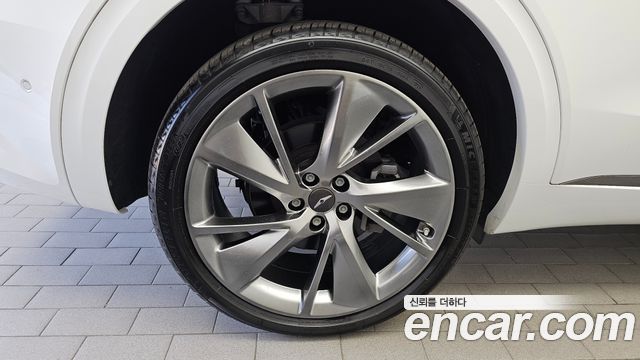 Genesis GV70 из Кореи Encar