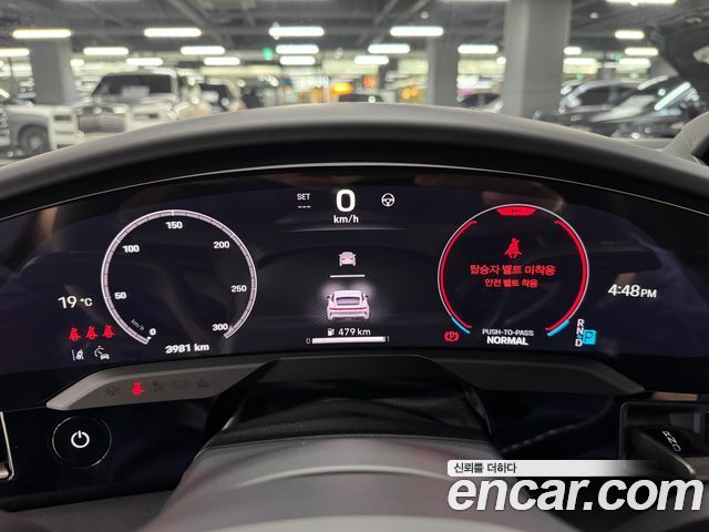 Porsche Taycan Turbo — пробег 3 900 км — фото 5 из 5