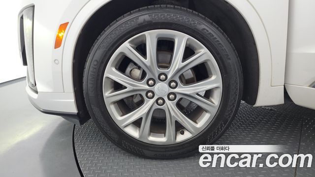 Cadillac XT6 из Кореи Encar