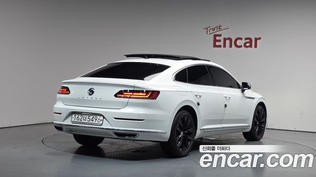 Volkswagen Arteon 2.0 TDI Prestige — пробег 71 913 км — фото 2 из 5