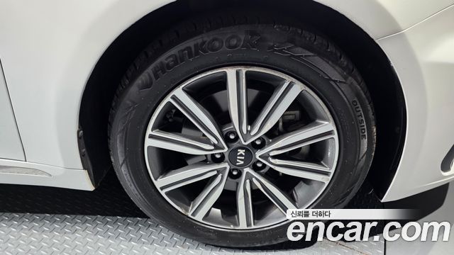 Kia K5 из Кореи Encar