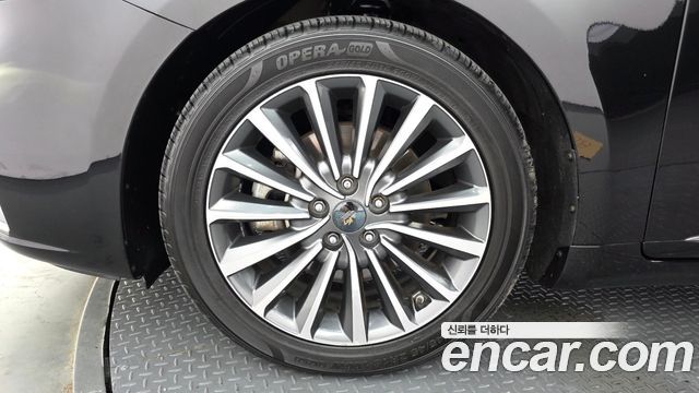 Kia K7 из Кореи Encar