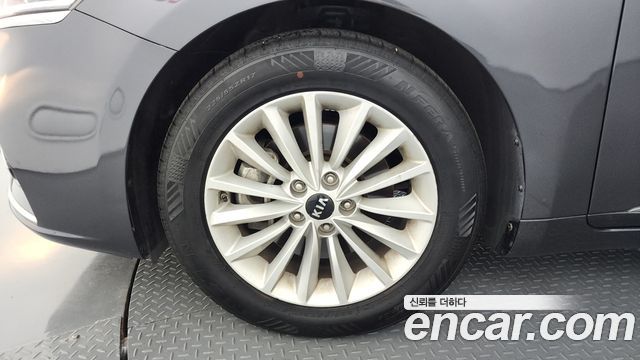Kia K7 из Кореи Encar