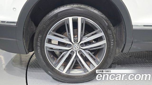 Volkswagen Tiguan из Кореи Encar