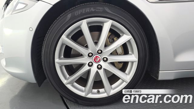 Jaguar XJ из Кореи Encar