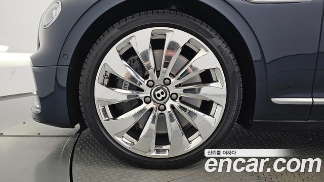 Bentley Flying Spur из Кореи Encar