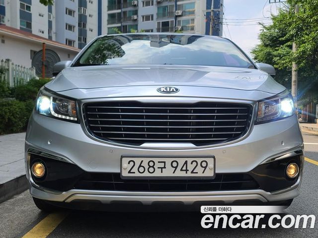 Kia Carnival из Кореи Encar