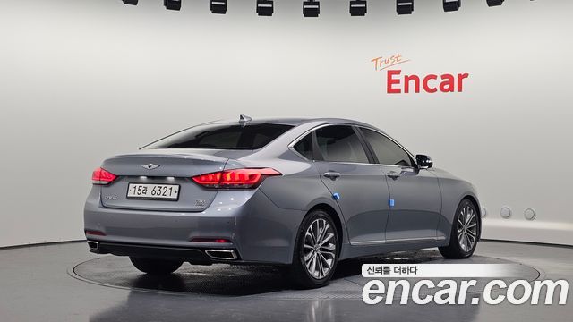 Hyundai Genesis из Кореи Encar