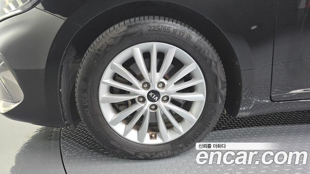 Kia K7 из Кореи Encar