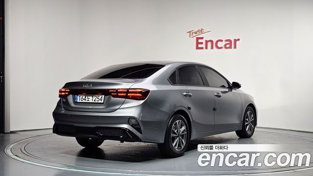 Kia K3 из Кореи Encar