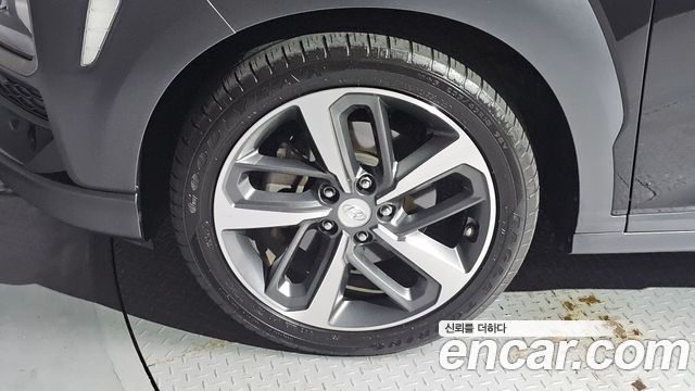 Hyundai Kona из Кореи Encar