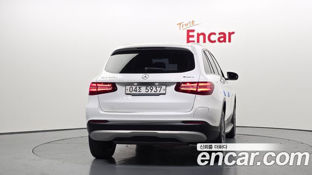 Mercedes-Benz GLC-Class GLC350e 4MATIC — пробег 146 300 км — фото 4 из 5