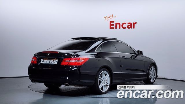 Mercedes-Benz E-Class из Кореи Encar